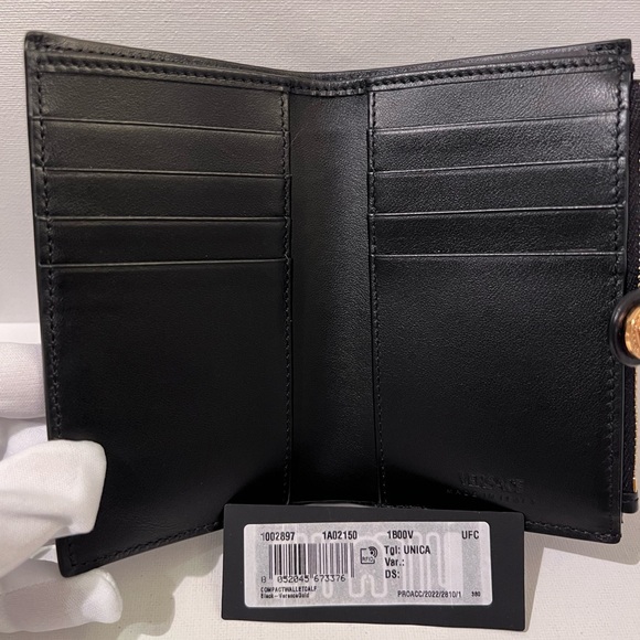 Versace Medusa Bifold Wallet - Picture 9 of 14